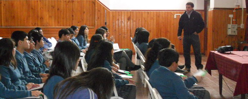 Capacitación a Estudiantes de Yungay en temas Medioambientales