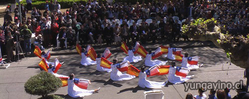 Desfile 12 de Octubre en Yungay