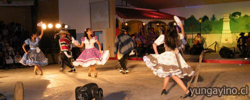 Muestra nacional de Cueca Escolar Yungay Bicentenario