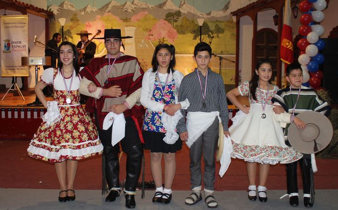 comunal_escolar_cueca_2016