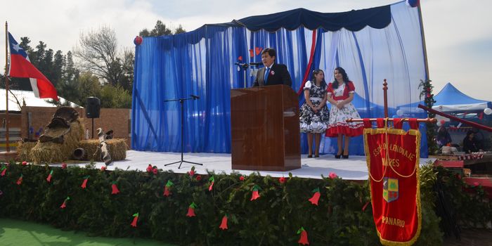 jardin_pinares_campanario_201609